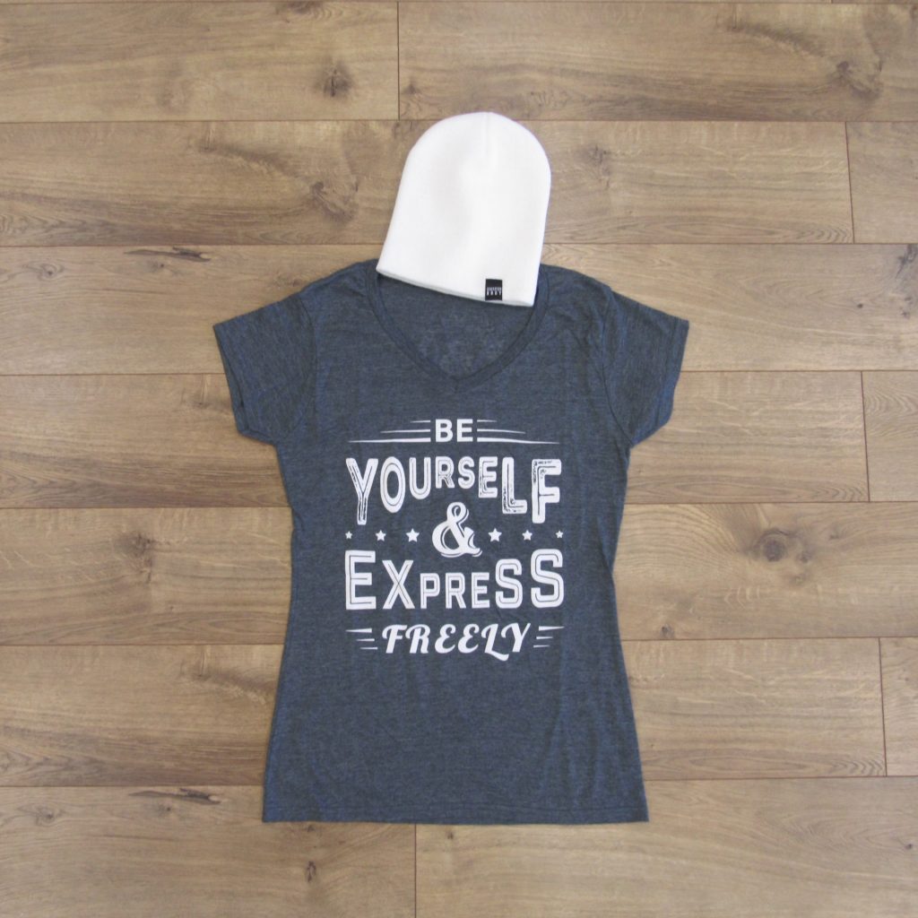 Be Yourself & Express Freely Shirt - Women's Vneck - Grey