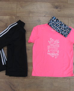 Style is a Reflection - Youth Crewneck - Neon Pink